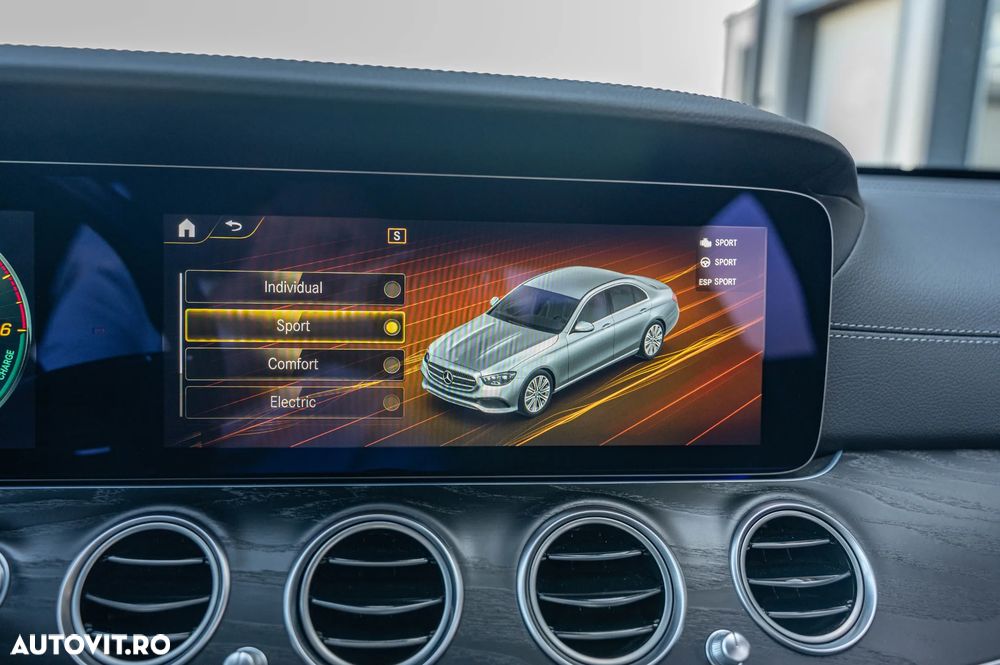 Mercedes-Benz E 300 de 9G-TRONIC AMG Line - 28