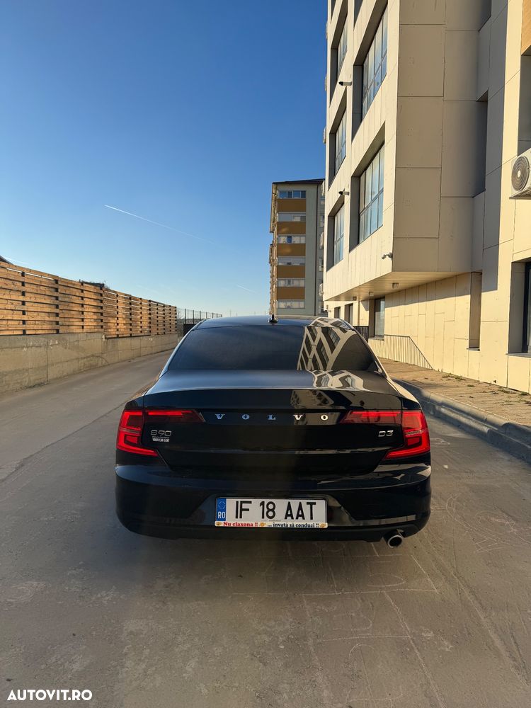 Volvo S90 D3 Geartronic Momentum Pro - 4