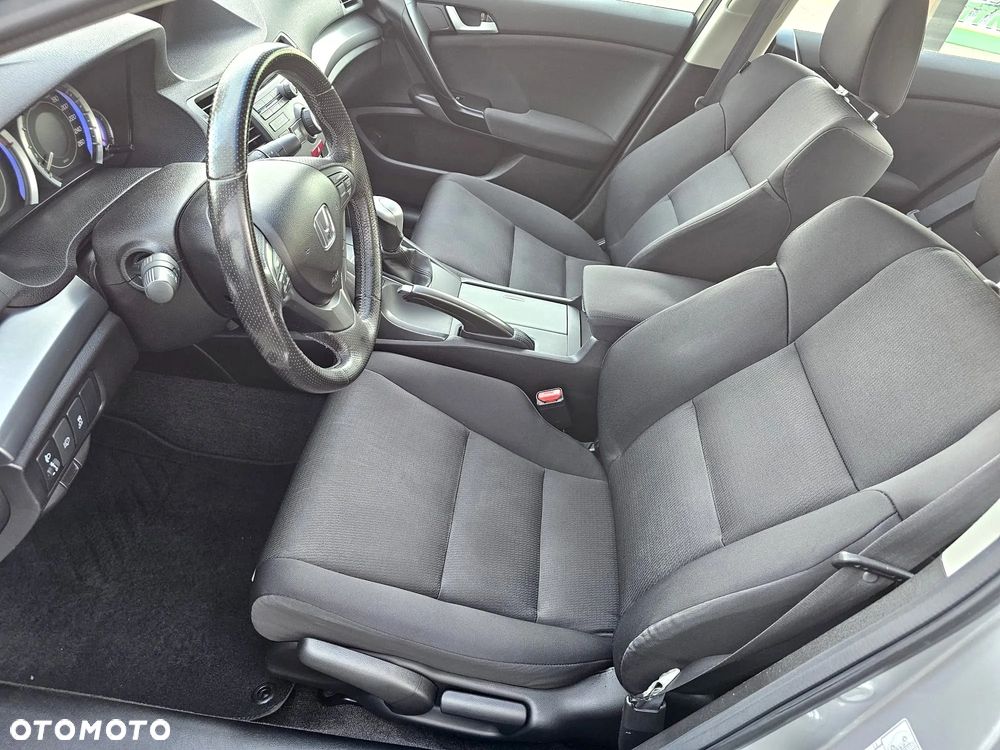 Honda Accord 2.0 Elegance - 21