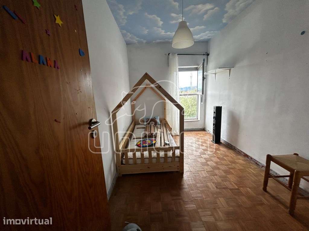 Apartamento T3 Duplex com 2 Casas de Banho e Cozinha Equipada em Da... - Grande imagem: 5/13
