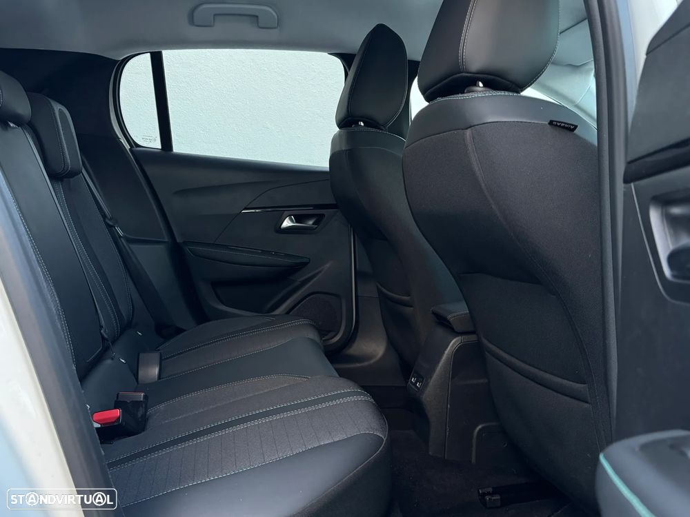 Peugeot e-208 50 kWh Allure Pack - 11
