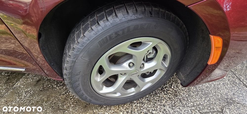 Chrysler Pacifica - 15
