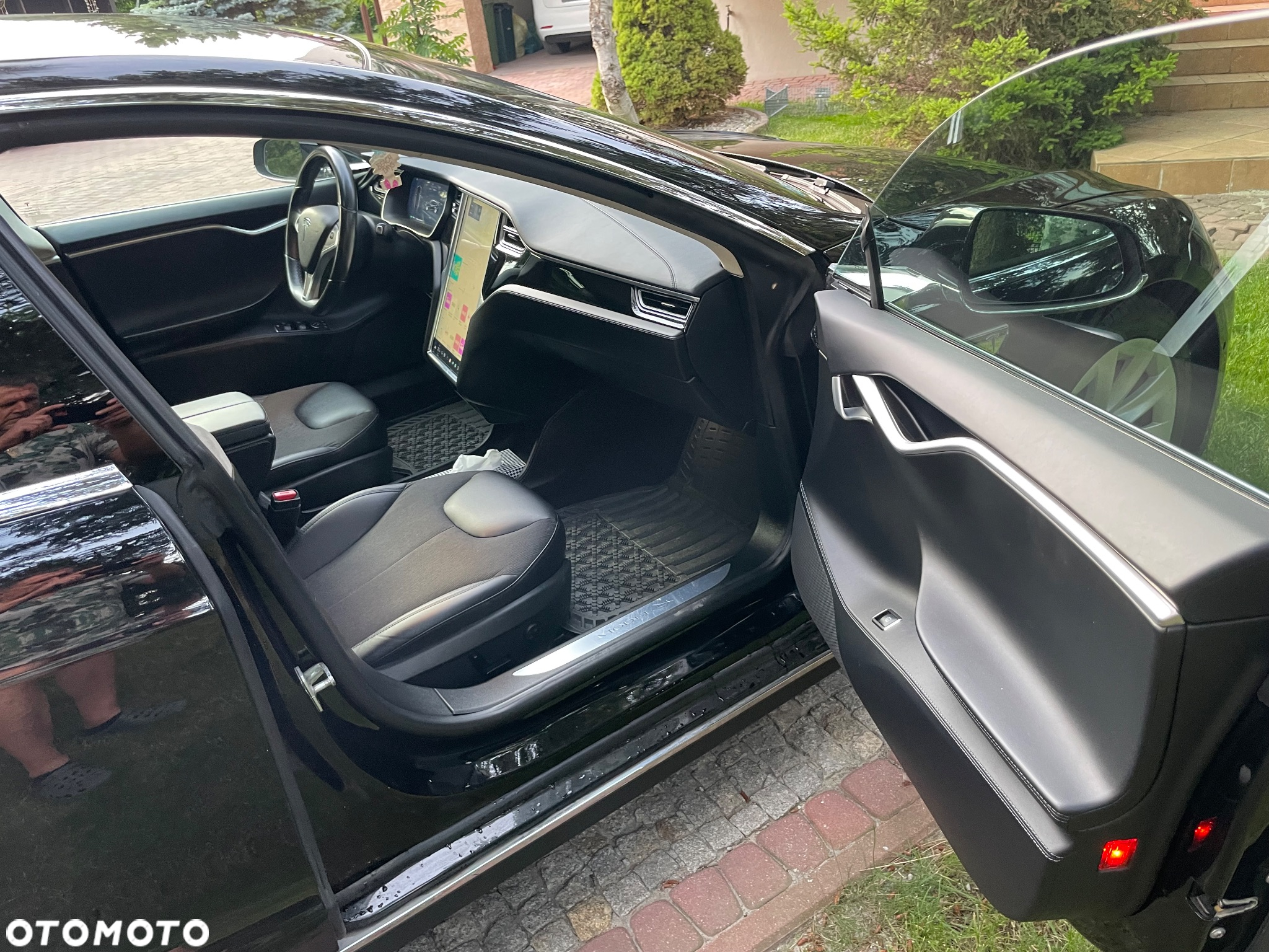 Tesla Model S 70 D - 19