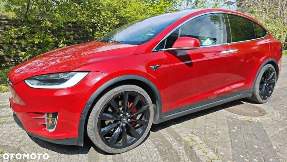 Tesla Model X Performance - 3