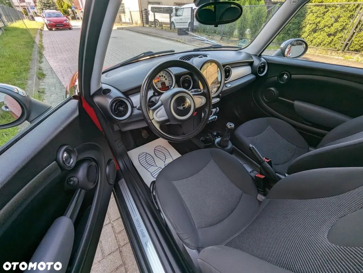 MINI ONE Standard - 12