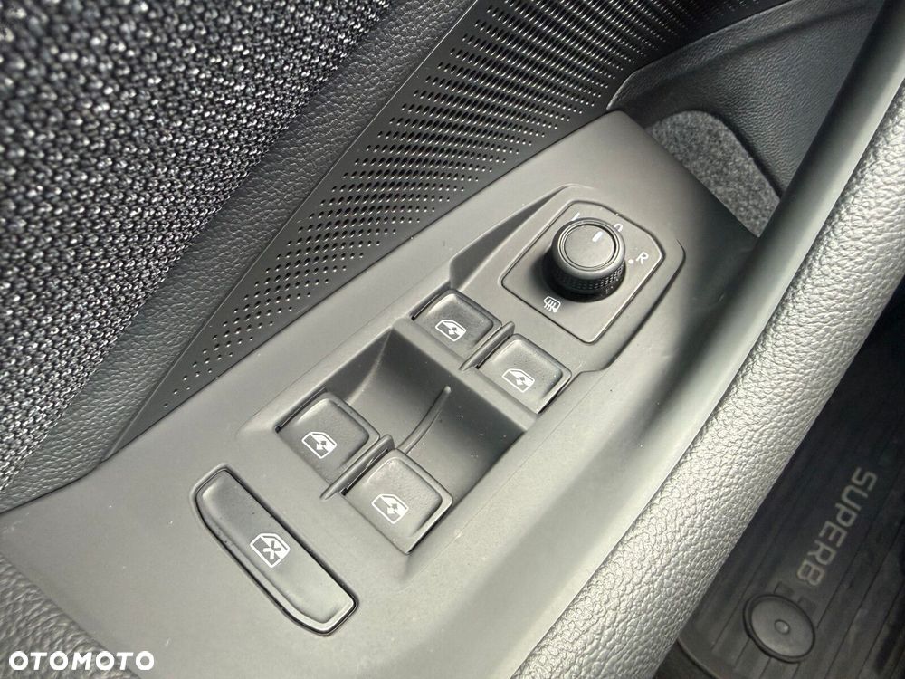 Skoda Superb - 24