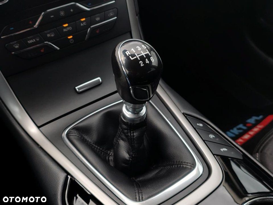 Ford S-Max - 27