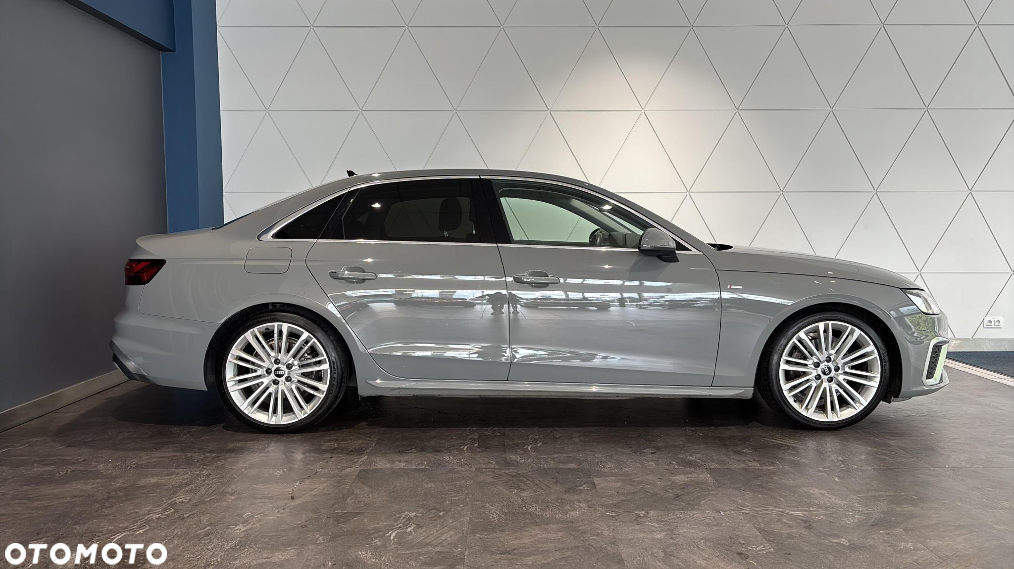Audi A4 35 TFSI mHEV S Line S tronic - 6