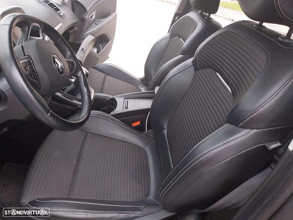 Renault Grand Scénic 1.5 dCi Bose Edition SS - 2