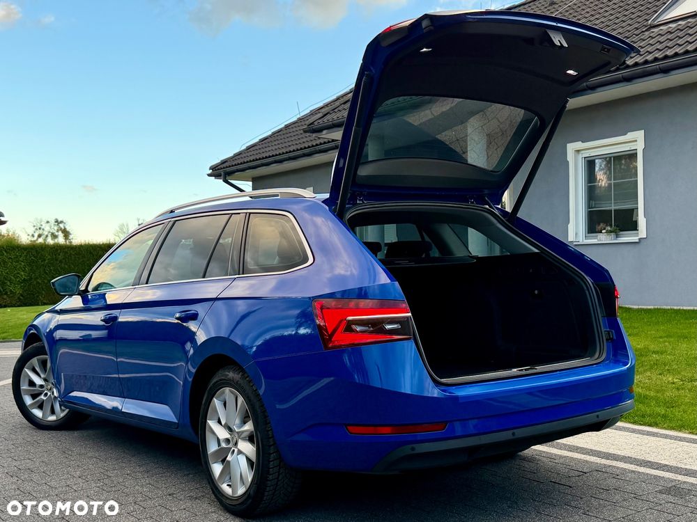 Skoda Superb 2.0 TDI Style - 25