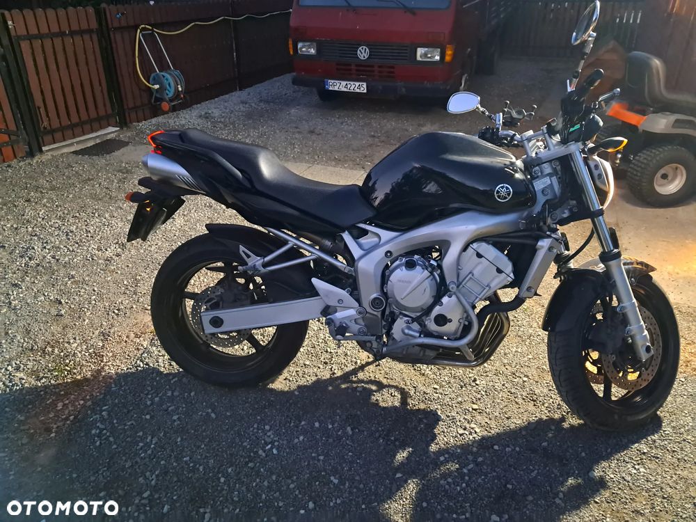 Yamaha FZ6 - 4
