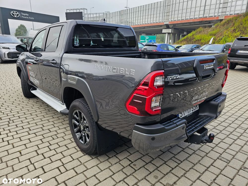 Toyota Hilux 2.8 D-4D Double Cab Invincible 4x4 - 9