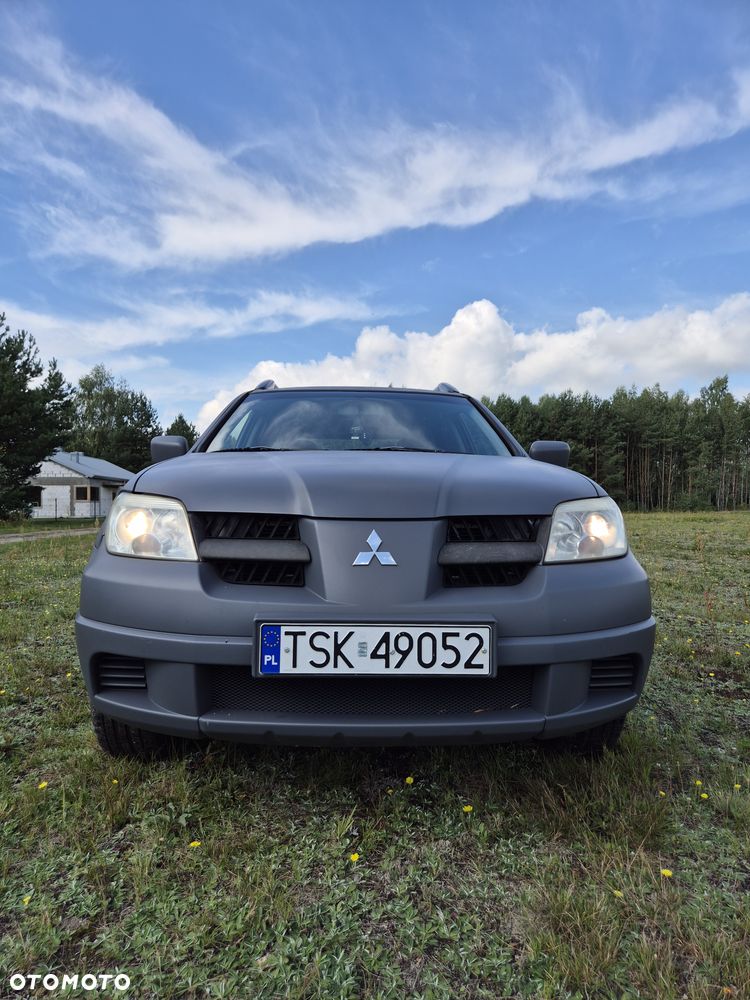 Mitsubishi Outlander 2.0 Comfort 4WD - 7