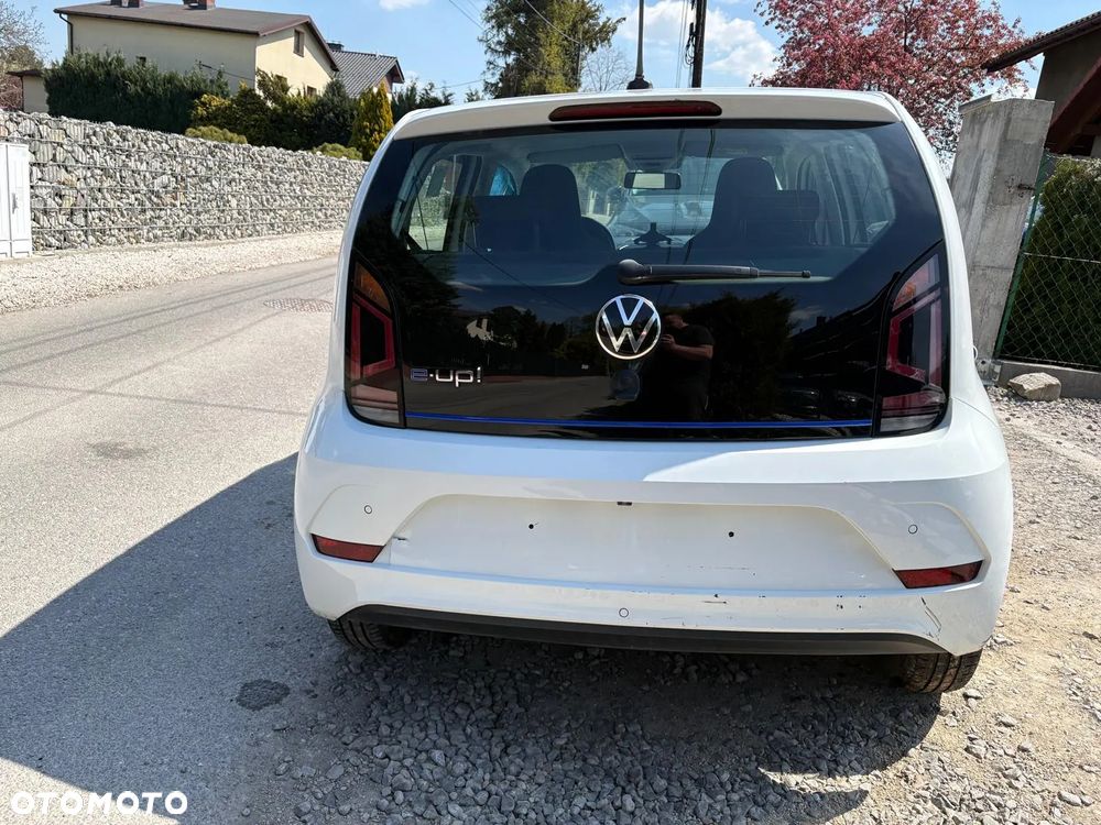 Volkswagen up! e-up - 8