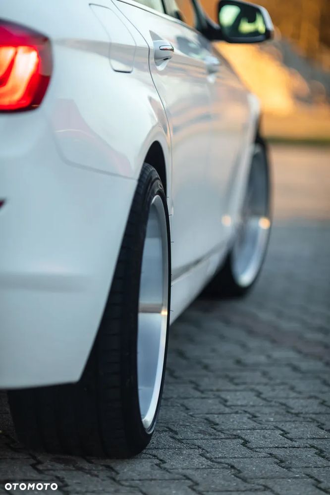 BMW Seria 5 520d Sport-Aut - 14