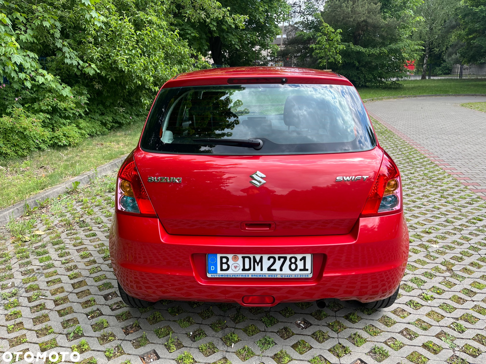 Suzuki Swift - 10
