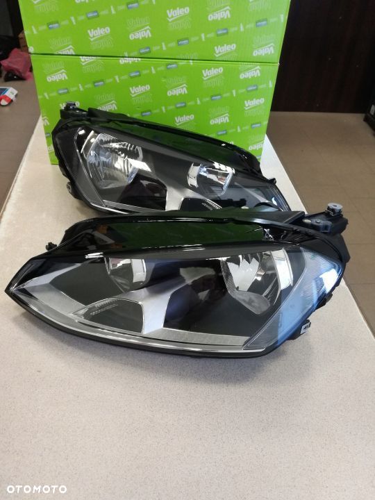 REFLEKTOR VW GOLF VII 2012- ORYGINAŁ VALEO NOWY - 1