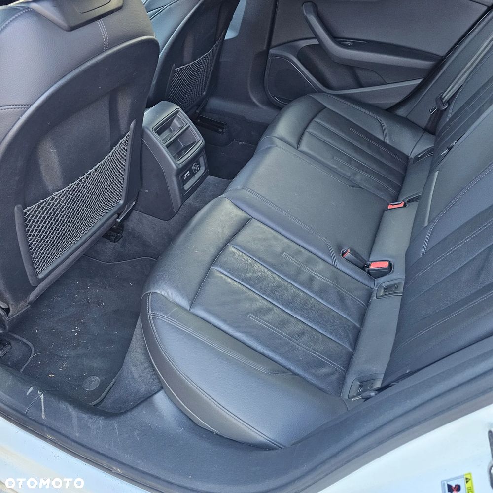 Audi A4 Avant 2.0 TDI - 12