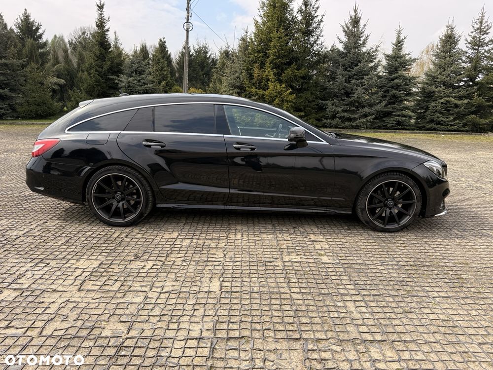 Mercedes-Benz CLS - 4
