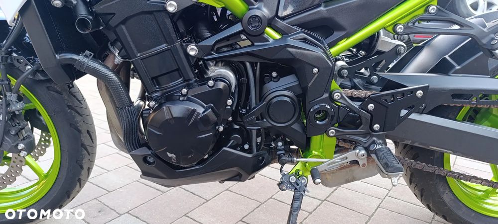 Kawasaki Z 900 - 36