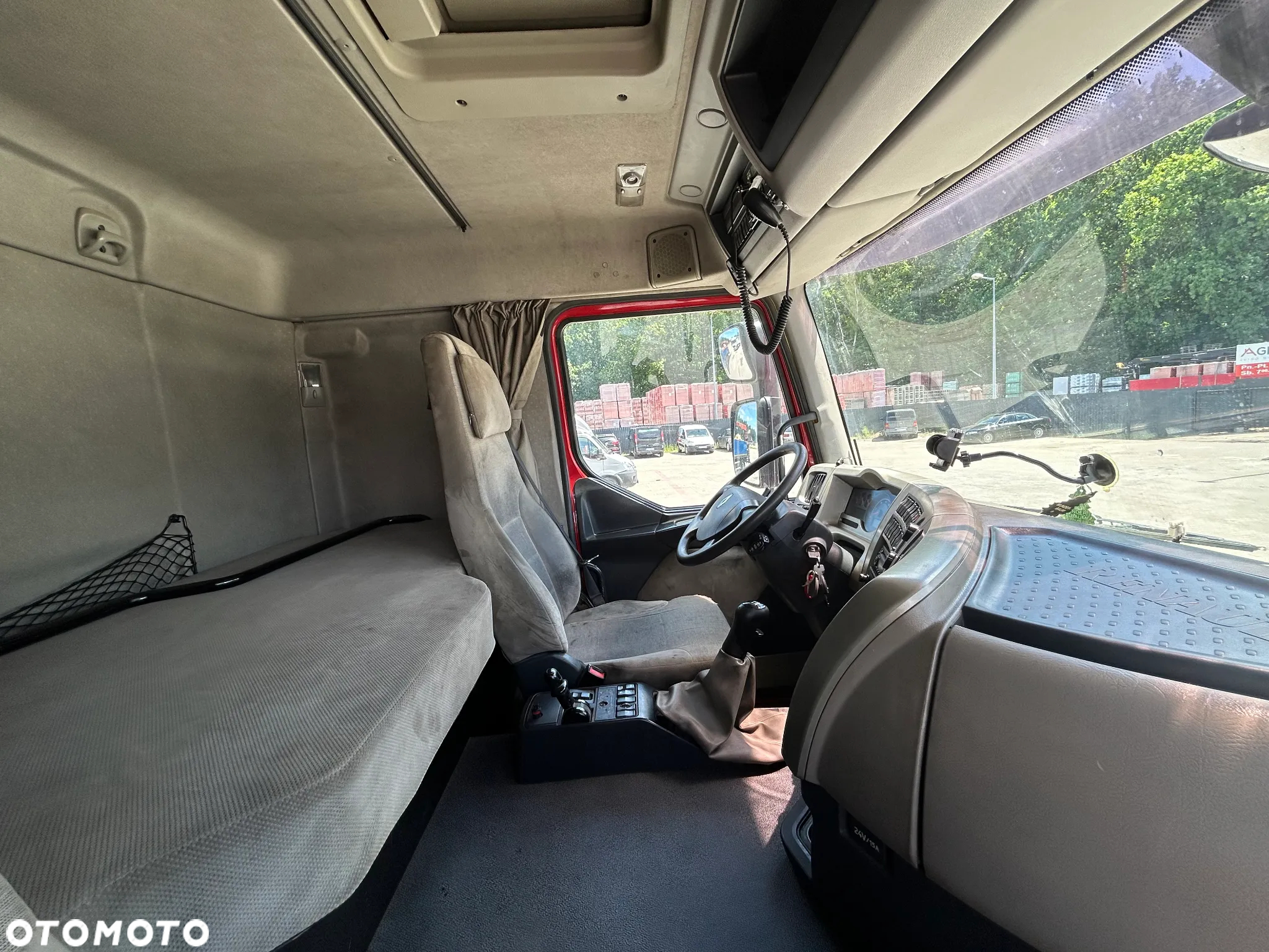 Renault Premium - 4