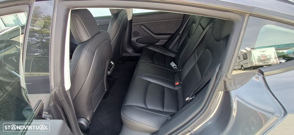 Tesla Model 3 Standard Range Plus RWD - 6
