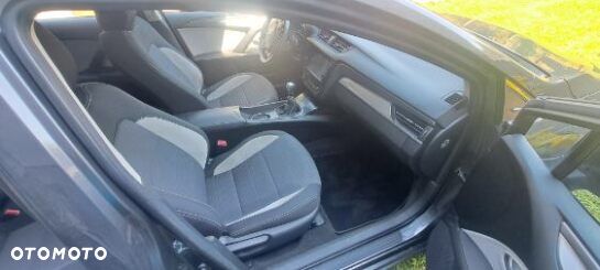 Toyota Avensis Touring Sports 1.8 Comfort - 7