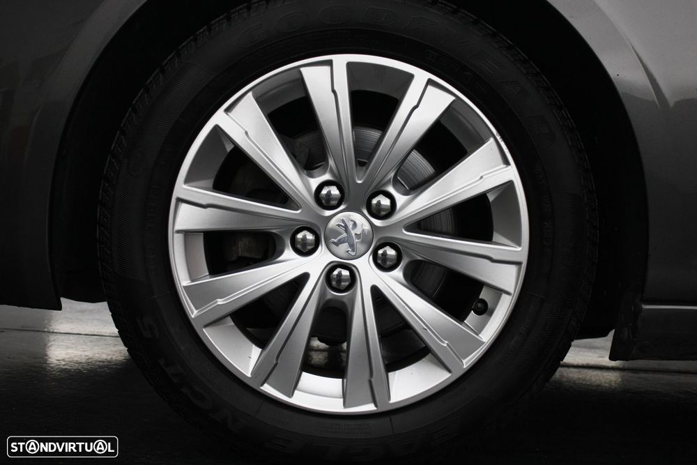 Peugeot 308 SW 1.5 BlueHDi Style - 30