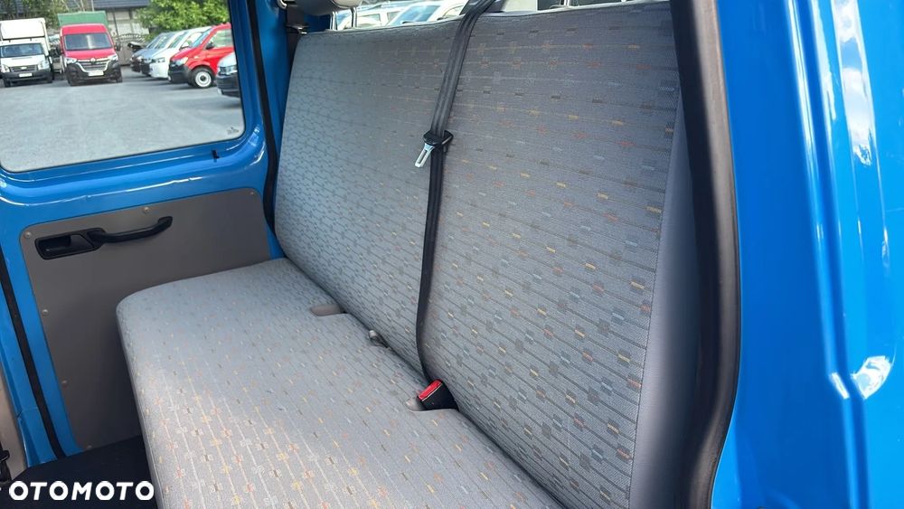 Volkswagen Transporter T5 - 16