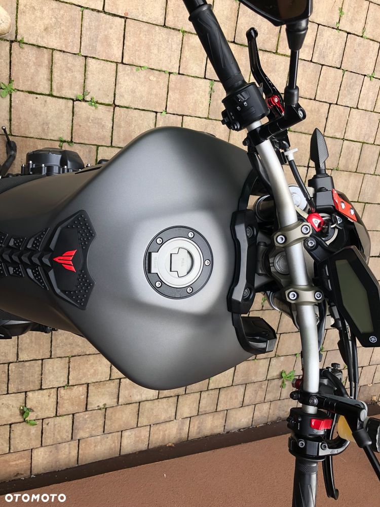 Yamaha MT - 4