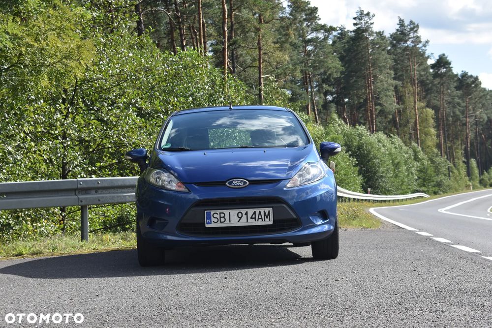 Ford Fiesta 1.25 Trend - 13