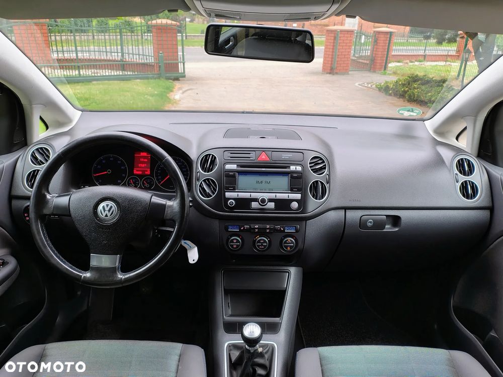 Volkswagen Golf 1.6 Goal - 12