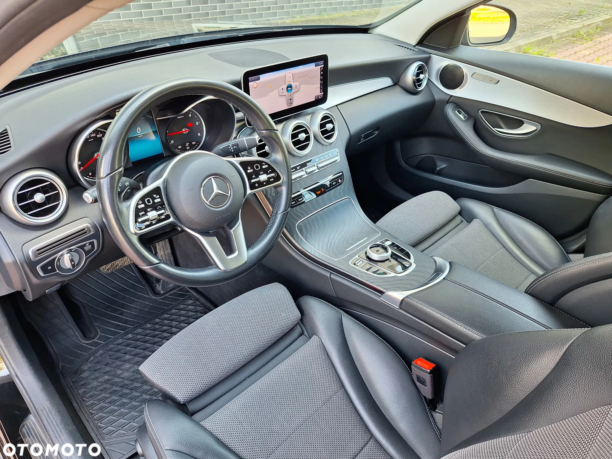 Mercedes-Benz Klasa C 220 d 9G-TRONIC - 17