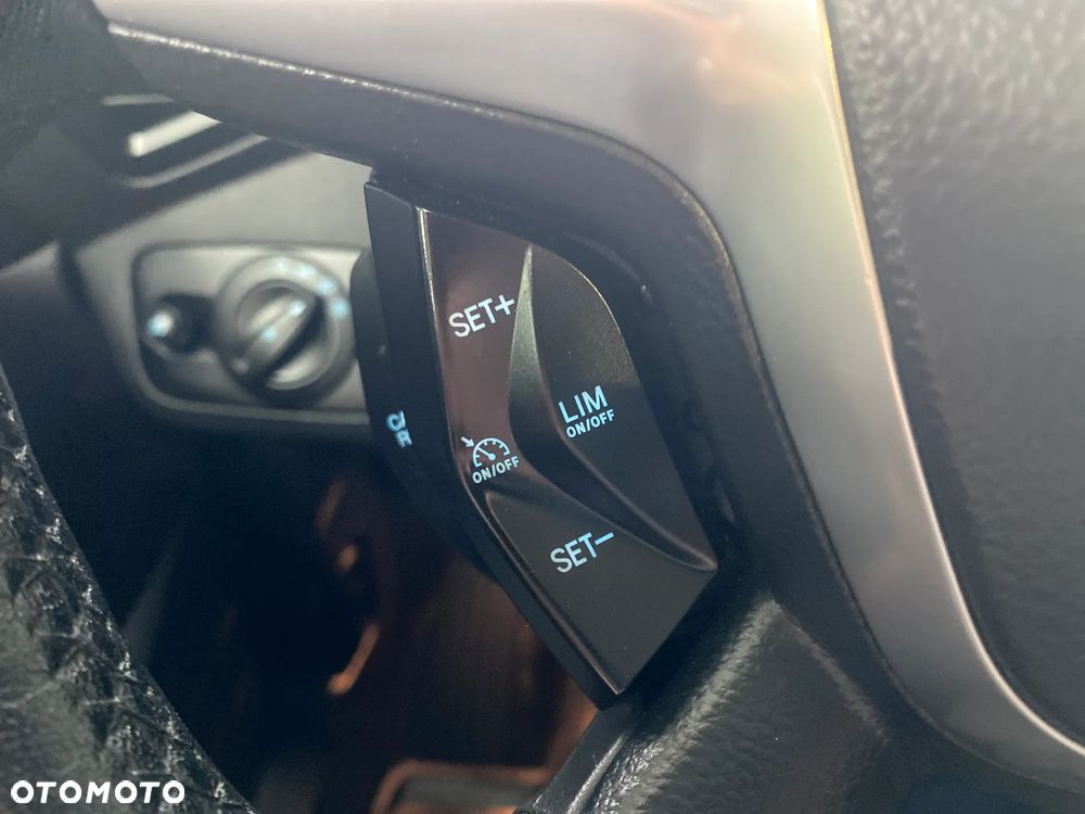 Ford Kuga 1.5 EcoBoost 4x4 Titanium - 34