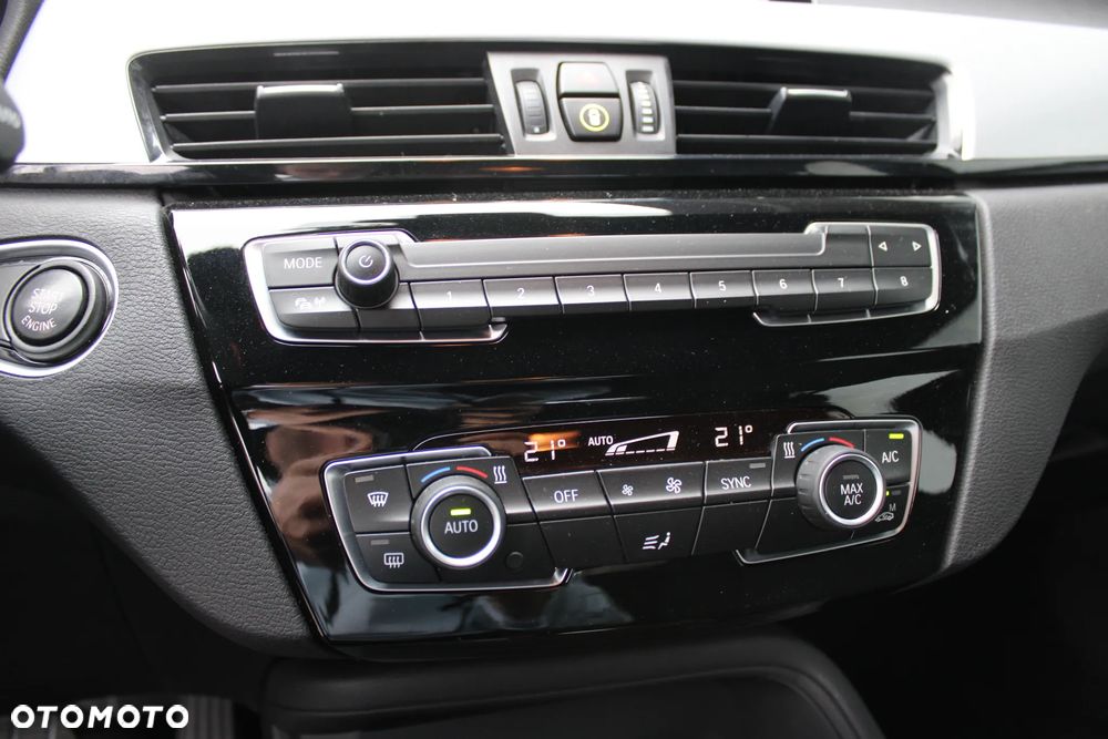 BMW X1 sDrive18i Advantage - 21