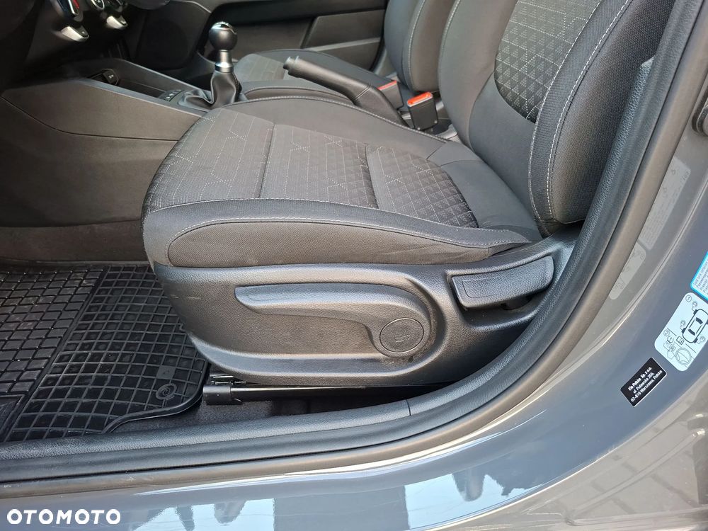 Kia Rio 1.2 M - 17