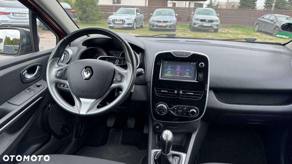Renault Clio 1.2 16V 75 LIMITED - 9