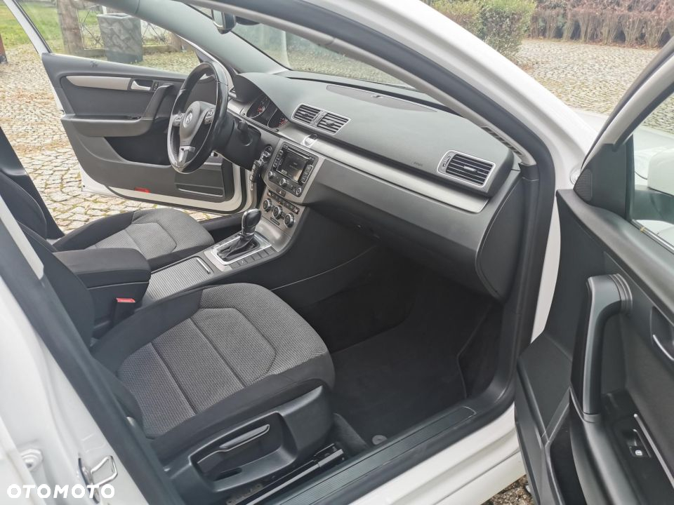 Volkswagen Passat Variant 1.4 TSI EcoFuel DSG Business Edition - 9