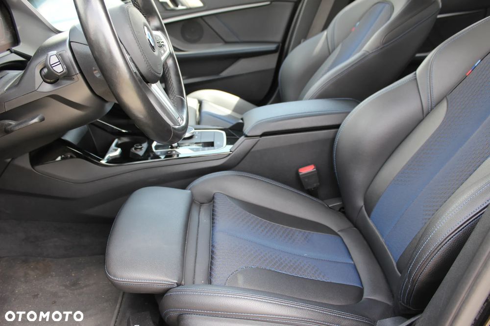 BMW Seria 1 120i M Sport - 12