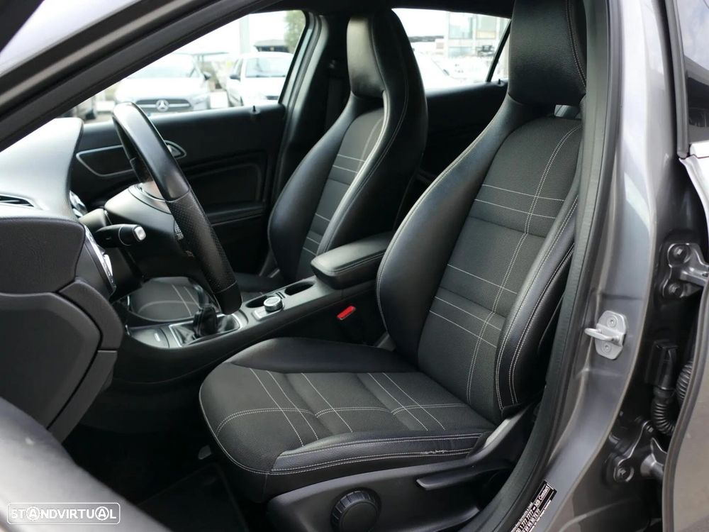 Mercedes-Benz GLA 180 CDi Urban - 23