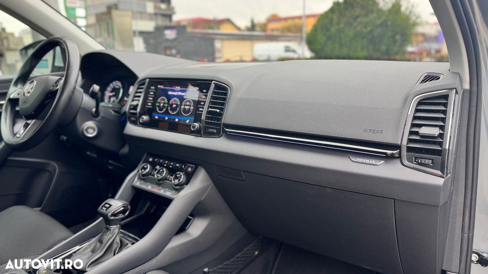 Skoda Karoq 2.0 TDI SCR 4x4 DSG Scout - 17