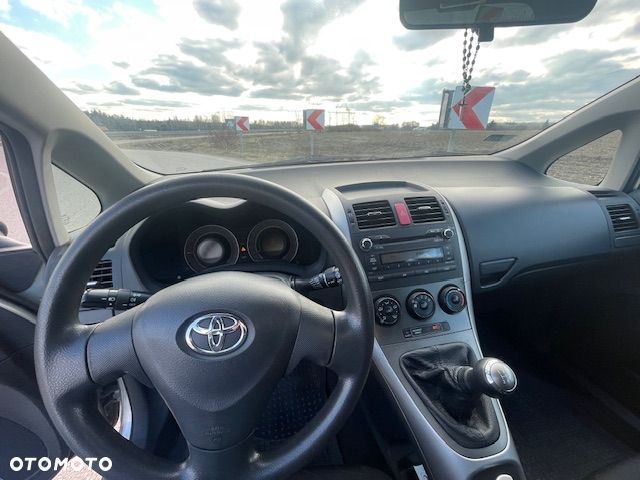 Toyota Auris 1.6 VVT-i Prestige - 10