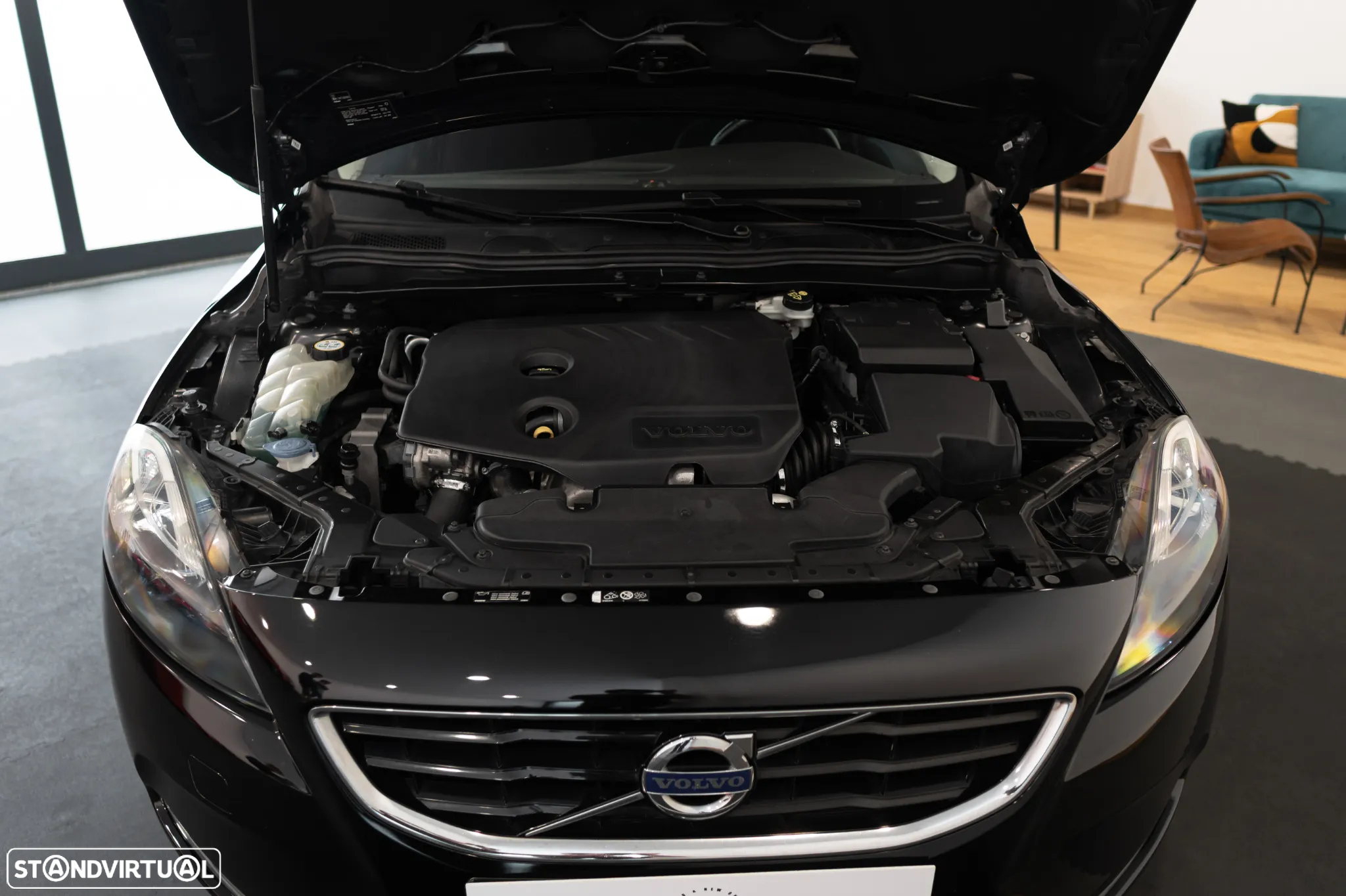 Volvo V40 1.6 D2 Momentum - 3