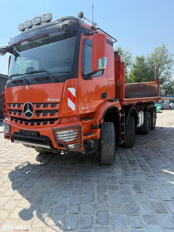 Mercedes-Benz AROCS - 1