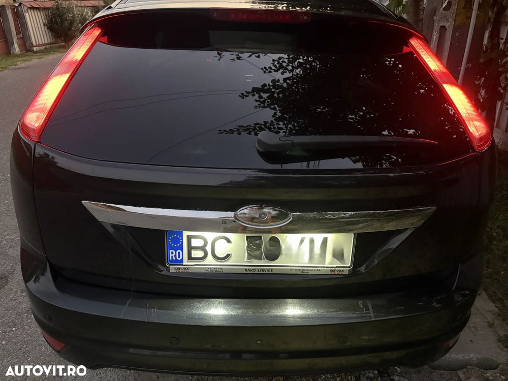 Ford Focus 1.8 TDCi Titanium - 9