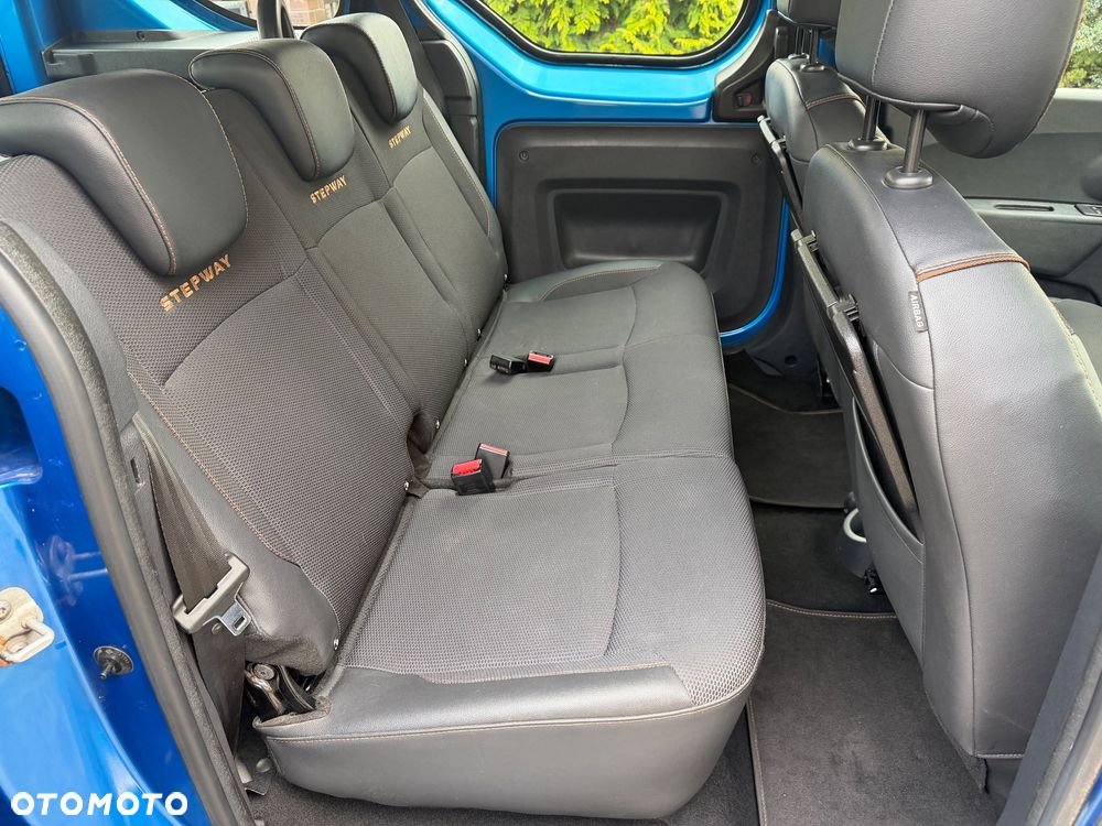 Dacia Dokker TCe 115 Stepway Celebration - 34