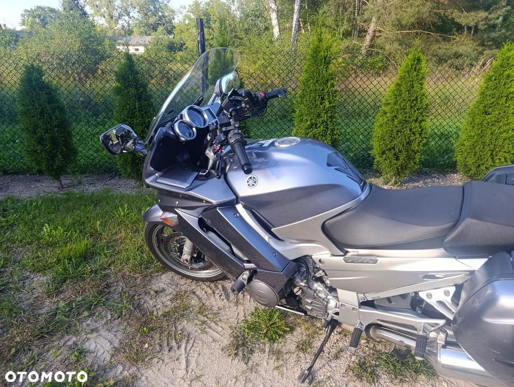 Yamaha FJR - 9