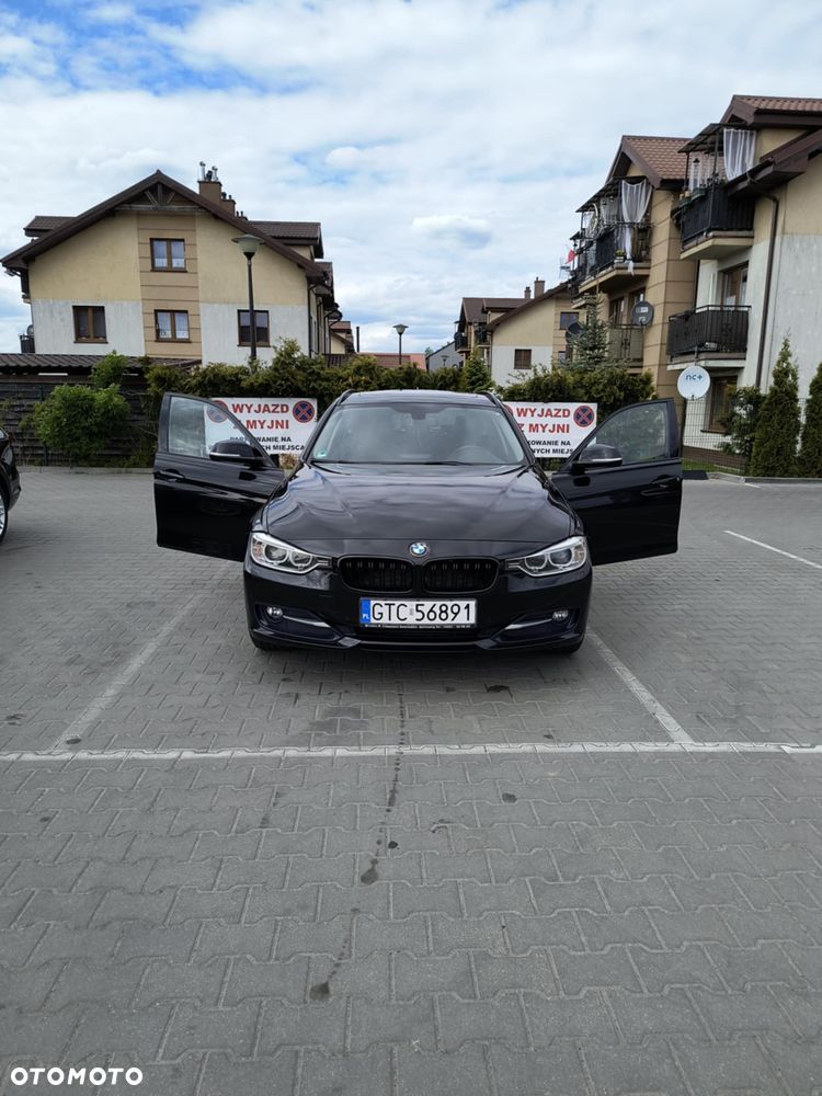 BMW Seria 3 318d Sport Line - 3
