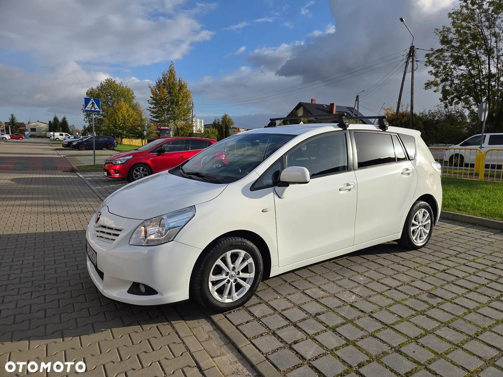 Toyota Verso 2.0 D-4D - 6