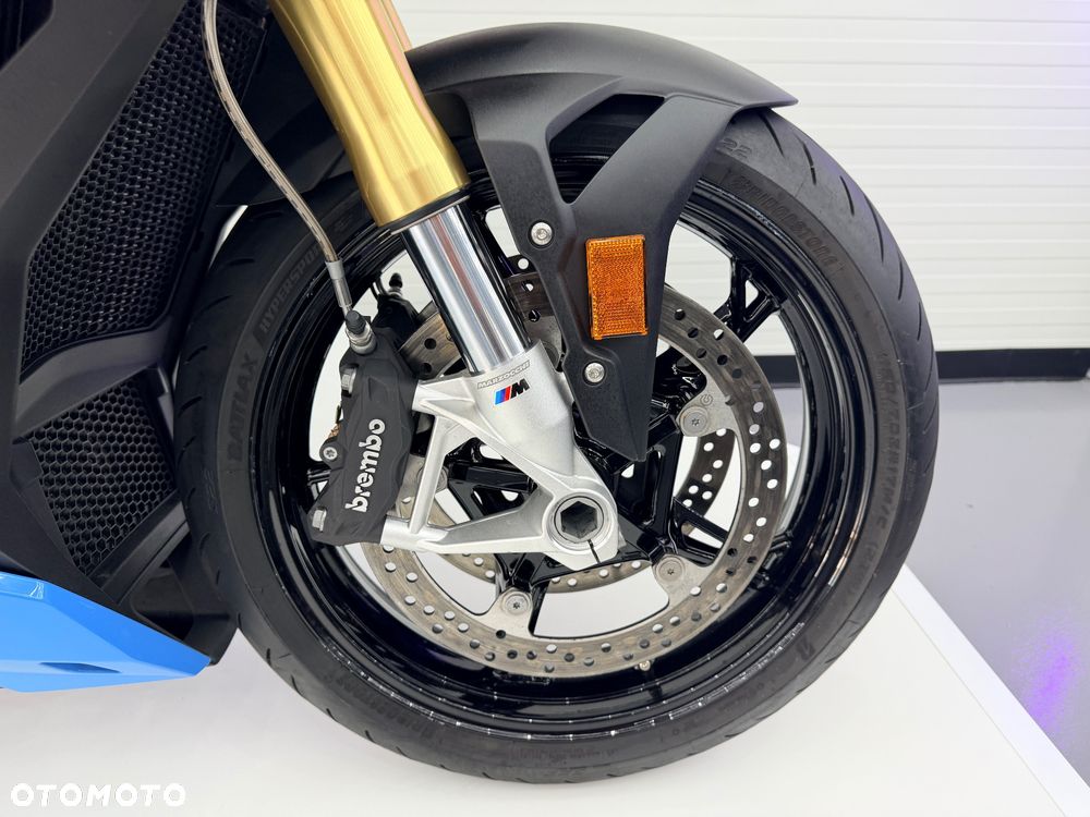 BMW R - 22